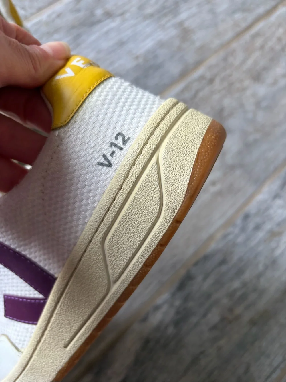 Veja V-12 Sneaker size 7 Free people